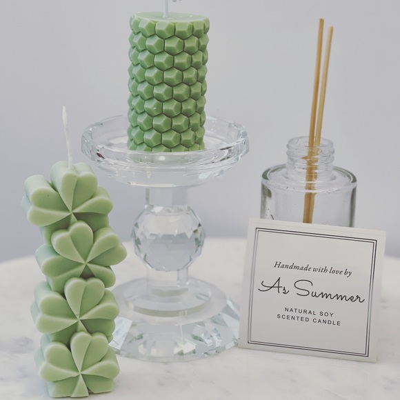 Four-leaf clovers/honeycomb pillar candle - lucky, friends, gifts, shape of love - Picture 2 of 2